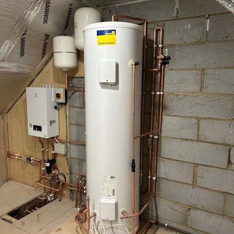Unvented cylinder unvented cylinder installation and pipe work